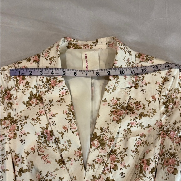 Smart Set Floral Blazer White Pink Green Short Sleeved Light Single Button Sz 9 - Picture 10 of 14